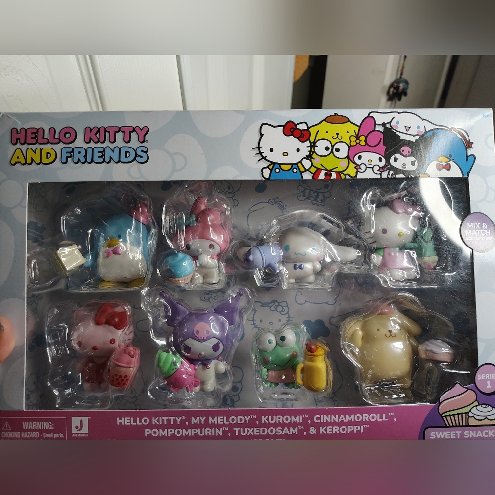 Hello Kitty & Friends Mix and Match Toy Set - Multicolor